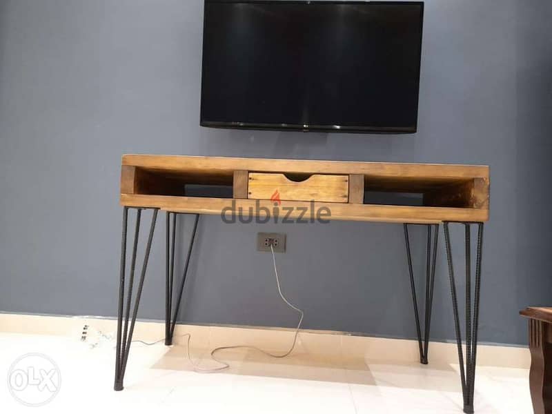 Tv unit wood creative stand ستاند تلفزيون خشب 4