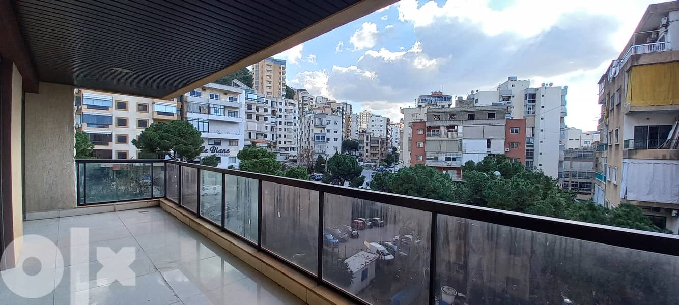 Elegant Apartment in Prestigious building شقة أنيقة في مبنى فخم 3