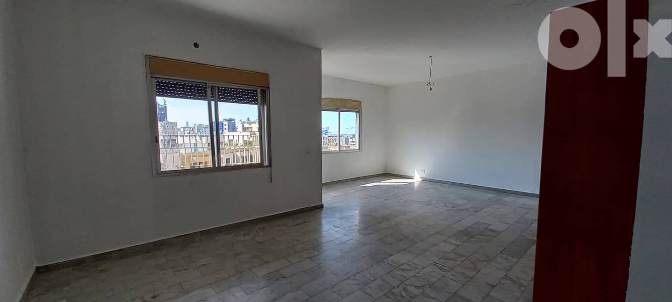 Roof apartment In  Zalka شقة  كبيرة ,وف في الزلقا 7