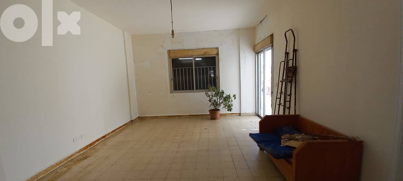 Roof apartment In  Zalka شقة  كبيرة ,وف في الزلقا 16