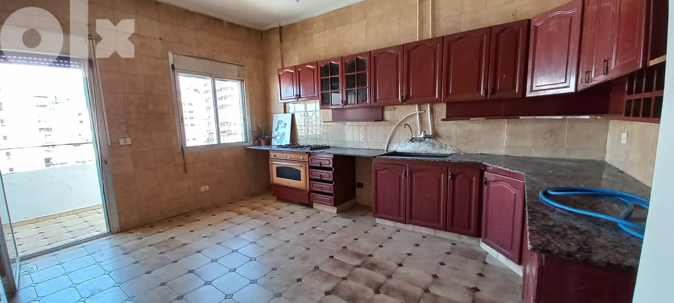 Roof apartment In  Zalka شقة  كبيرة ,وف في الزلقا 17