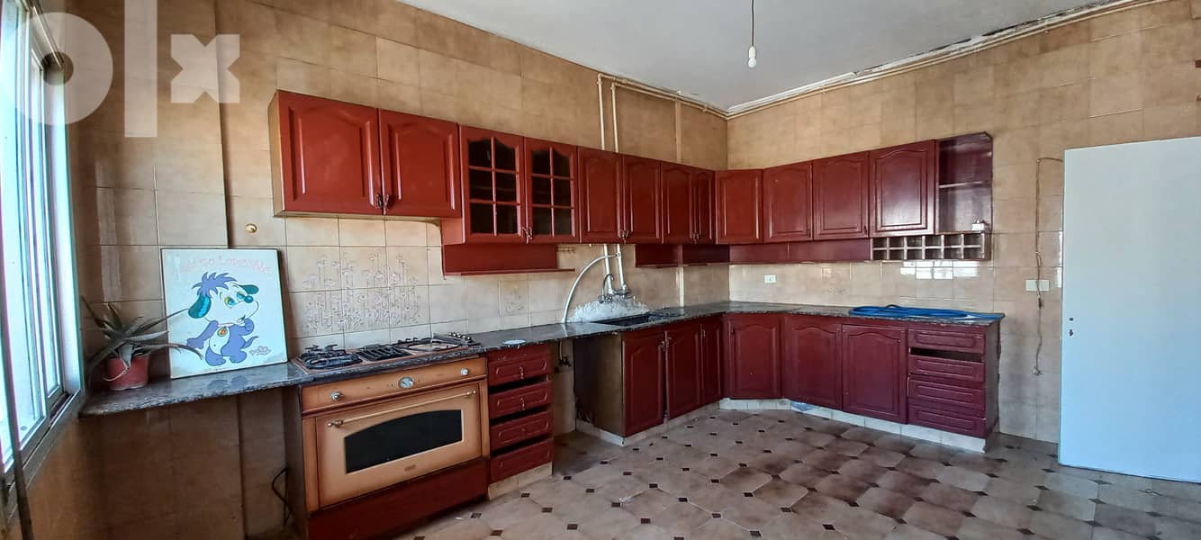 Roof apartment In  Zalka شقة  كبيرة ,وف في الزلقا 18