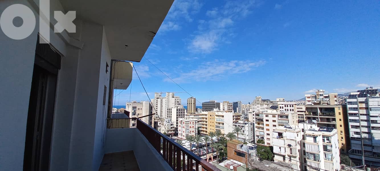 Roof apartment In  Zalka شقة  كبيرة ,وف في الزلقا 19