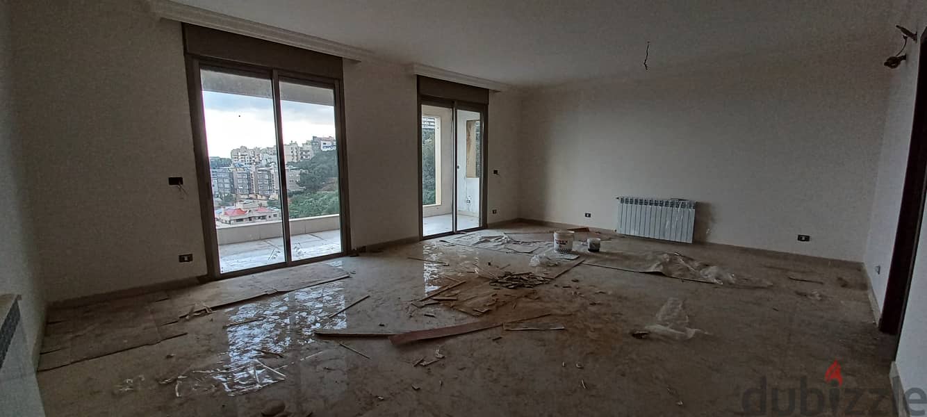 Apartment for Sale in Biakoutمنظر بحرخلاب من بياقوت من بناء حديث 9