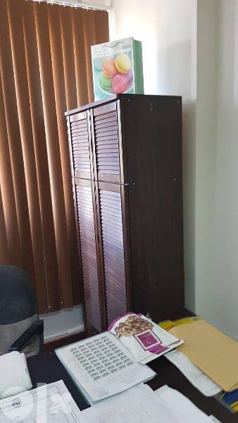 furnished office for rent مكتب مفروش للايجار 5