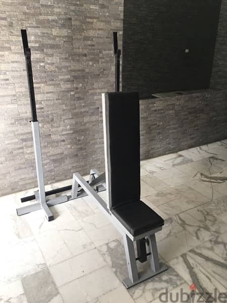 bench and squat rack like new best quality heavy duty 70/443573 RODGE 2