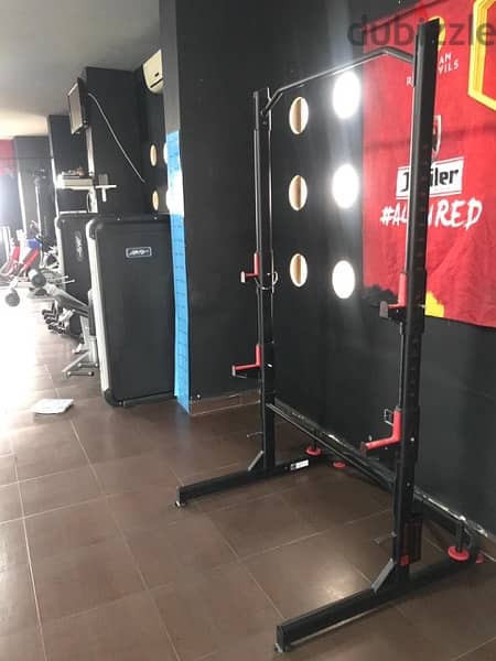 squat rack Domyos like new we have also all sports equipment 1