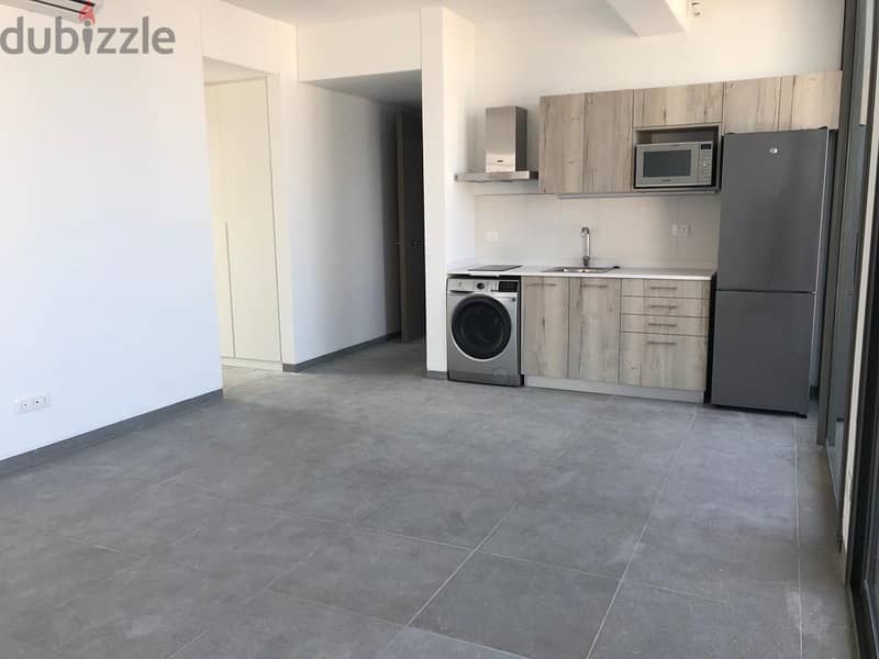 L11390-A Bright Apartment for Rent in Monot Achrafieh 2