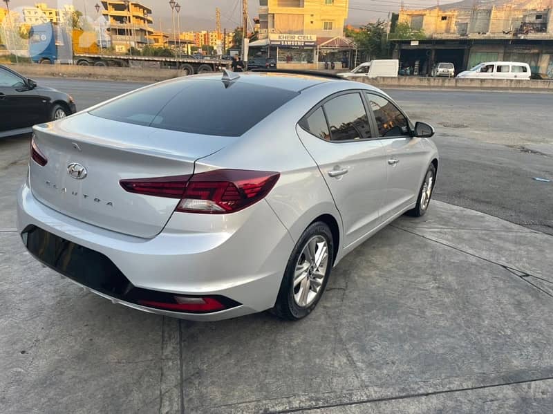 hyundai elantra 30000 miles clean 3