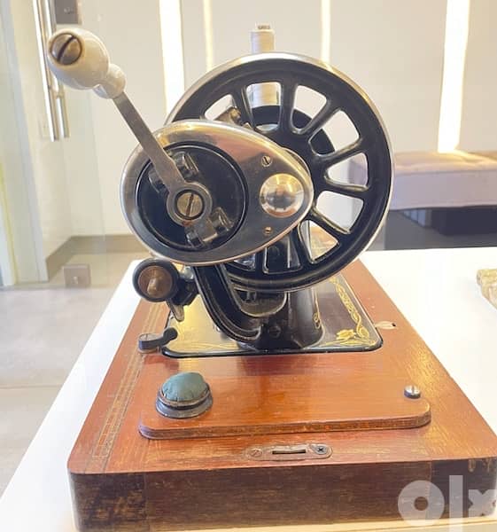 original weder 1860 sewing machine 3