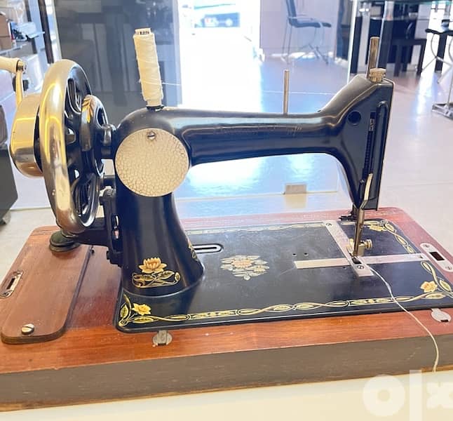 original weder 1860 sewing machine 4