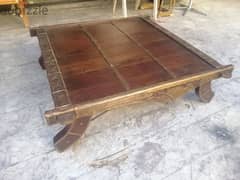 طاولة صالون وسط خشب انتيك مميزة جملية جدا سعر لقطة