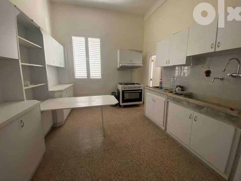 L11437-A Spacious Apartment for Rent in Gemmayze 3
