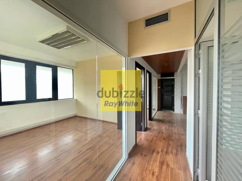 Renovated and decorated office for rent | Antelias 5