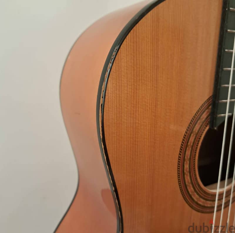 Classical guitar Used like New 2