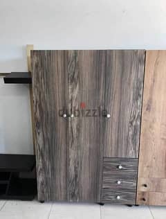 3-door wardrobe available in all colors and sizes