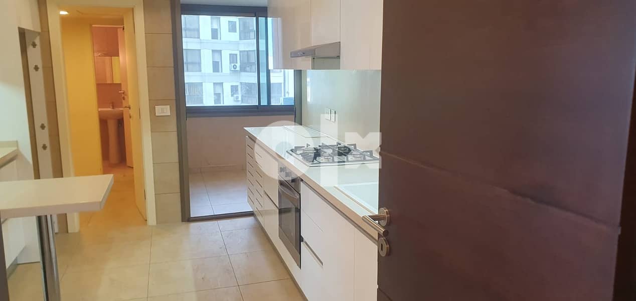 L11459-High-End Spacious Apartment for Sale in Hamra 3