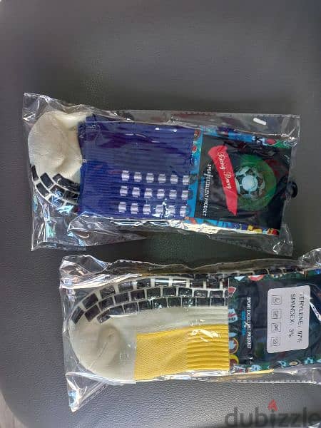 كلسات سبور للفوتبول  grip socks for sale 1
