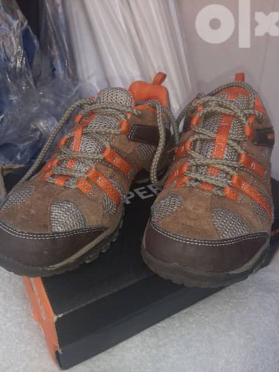 Merrell shoes size 34 for boy very good condition 03 872336