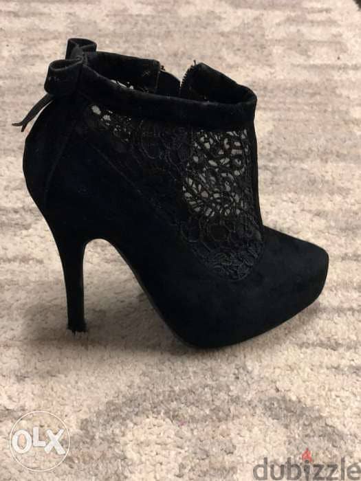 women shoes, ankle boots, black, mokhmal & with dentelle 3