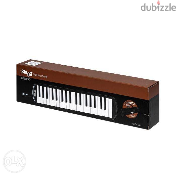 Stagg Red melodica with 37 keys and black bag 2