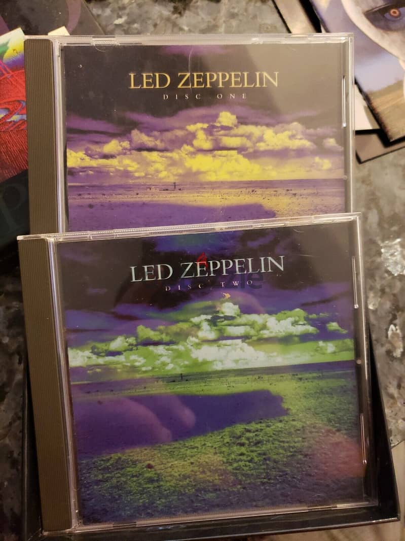 Led Zeppelin boxed set 2 new open box 2 cds+book 1