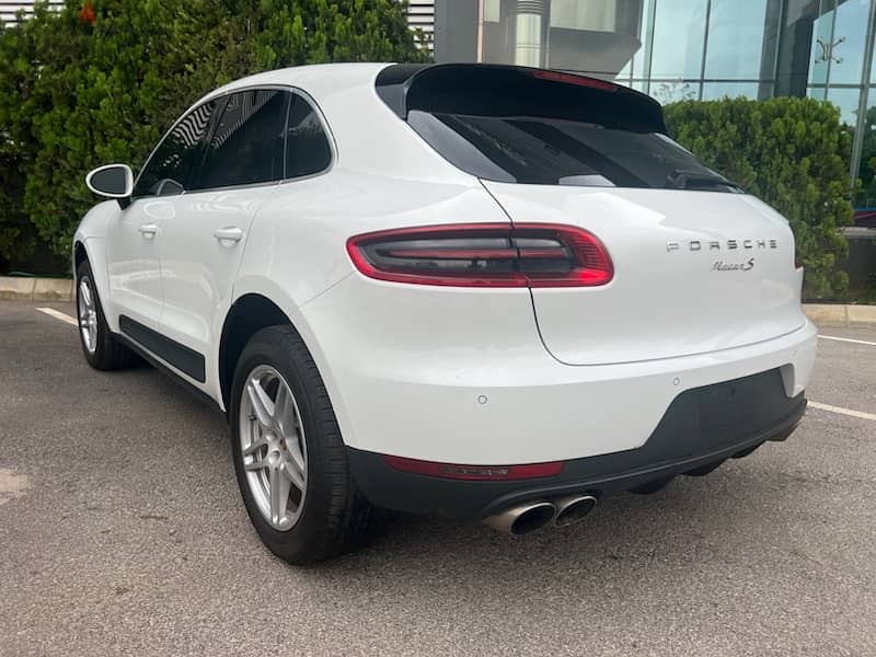 Porshe Macan S 2015 mint Condition 4