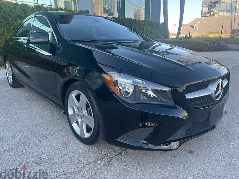 Mercedes Benz CLA 2016 like new only 28000 miles 2