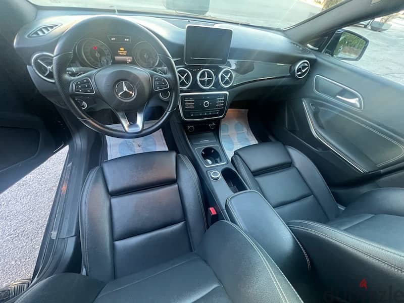 Mercedes Benz CLA 2016 like new only 28000 miles 3