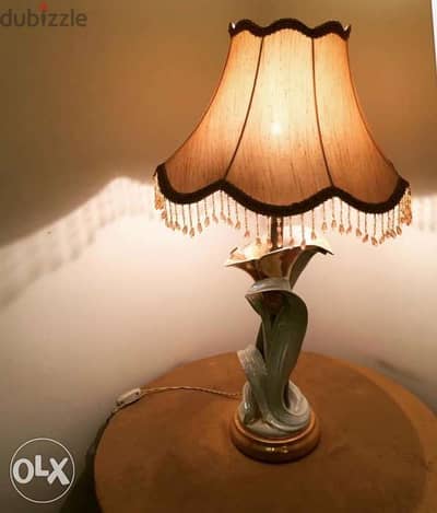 Lampshade on porcelain stand