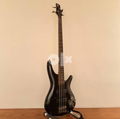 IBanez SR300 bass