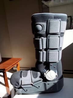 air pressure BOOT.  for Broken Ankle.