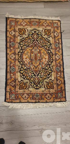 Iranian Antique handmade Persian Carpets 3
