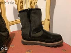 Carters boots size 7 usa (eu: 23 ) like new