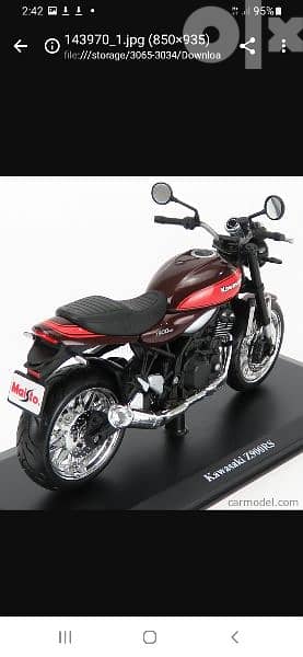 Kawasaki Z900RS diecast motorcycle model 1:12. 3