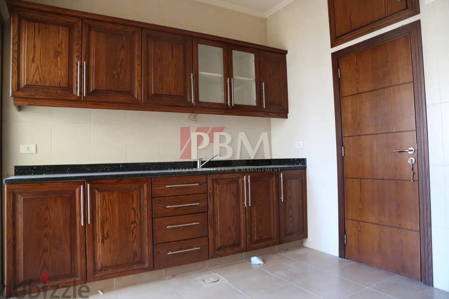 Good Condition Apartment For Sale In Hamra | Maid's Room | 165 SQM | 5