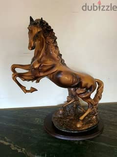 HORSE STATUE (Resin-Based)