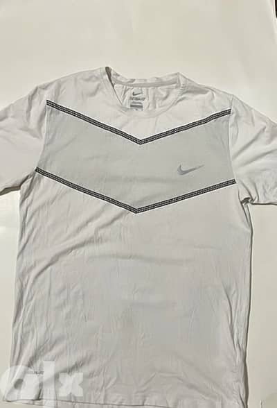 *nike dri fit shirt  *size xxl  *Condition new