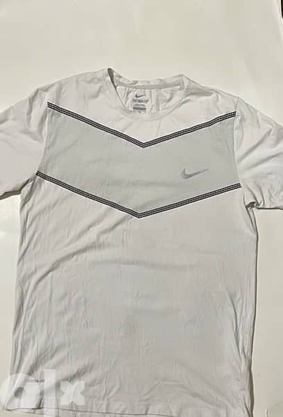 *nike dri fit shirt  *size xxl  *Condition new 0