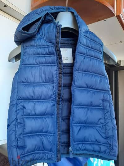 zara gilet for boy size 7 - 8 years very good condition  03/872336