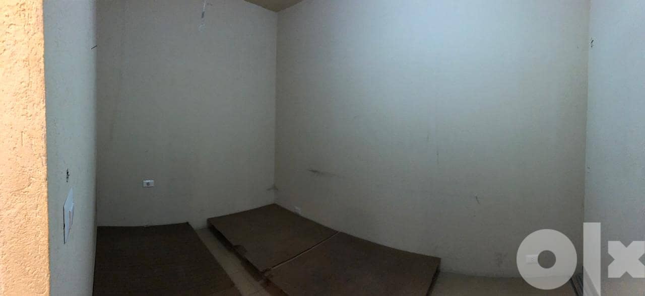 L05512- Showroom with Warehouse for Rent in Sayde Achrafieh 1