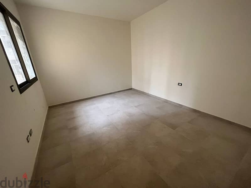Brand New Apartment for sale in Mazraa شقة جديدة للبيع في مزرعة 3