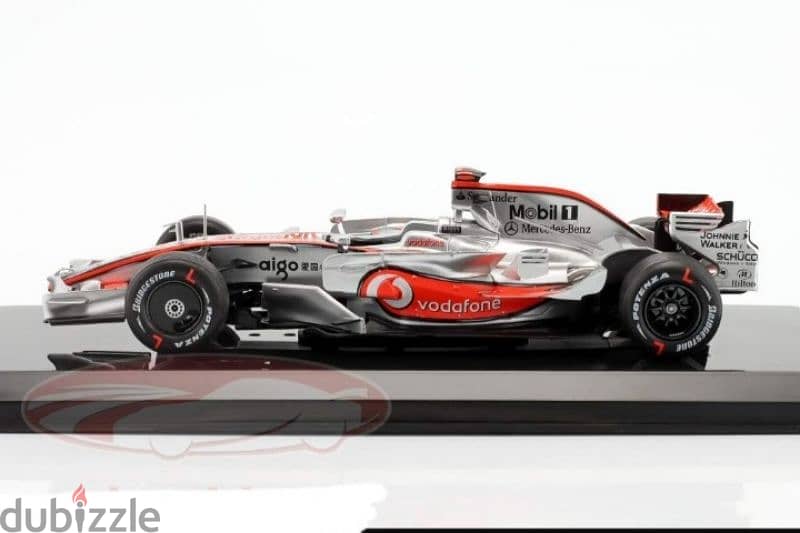 Lewis Hamilton MP4/23 F1 diecast car model 1:24. 2