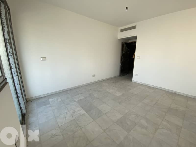 Apartment for sale in Ras el Nabeh شقة للبيع برأس النبع 8