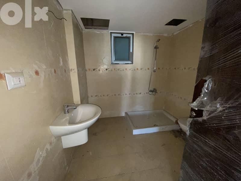 Apartment for sale in Ras el Nabeh شقة للبيع برأس النبع 9