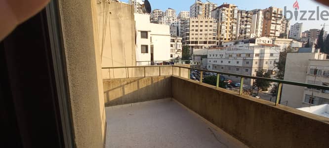 Apartment for sale In Zalka تراس ضخم لشقة تم تجديدها في الزلقا