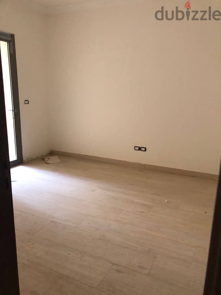 300 Sqm+100 Sqm Terrace|Apartment for Sale in Dawhet El Hoss| Sea View 6