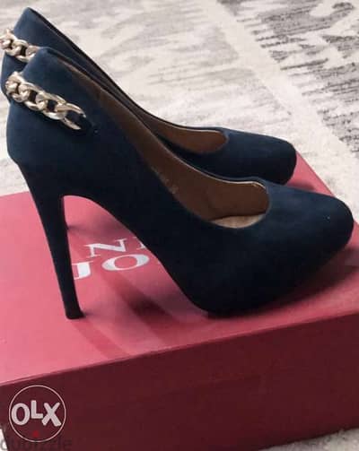 Women shoes, navy color, high heels, mokhmal