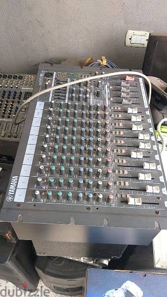 Mixer Yamaha 8 Channel 1