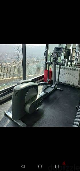 like new ellypticall life fitness made in USA 81701084 0